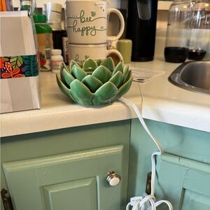 Green Succulent-Shaped Ceramic scentsy warmer
